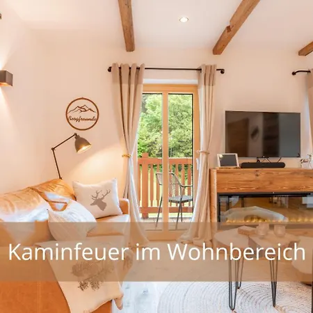 Waldhaeusl Luxurioese Mit Sauna & Whirlpool, Kamin, Balkon Oder Terrasse Mit Bergblick Appartement Heiligenblut