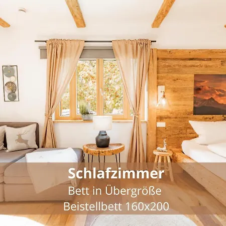 Appartement Waldhaeusl Luxurioese Mit Sauna & Whirlpool, Kamin, Balkon Oder Terrasse Mit Bergblick Heiligenblut