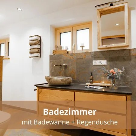 Waldhaeusl Luxurioese Mit Sauna & Whirlpool, Kamin, Balkon Oder Terrasse Mit Bergblick Apartament *