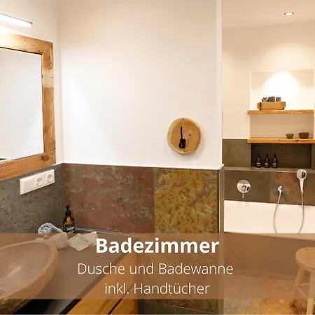 Waldhaeusl Luxurioese Mit Sauna & Whirlpool, Kamin, Balkon Oder Terrasse Mit Bergblick Apartament