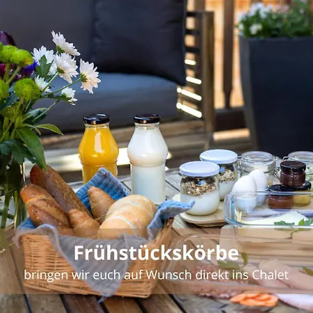 Waldhaeusl Luxurioese Mit Sauna & Whirlpool, Kamin, Balkon Oder Terrasse Mit Bergblick * Хайлигенблут